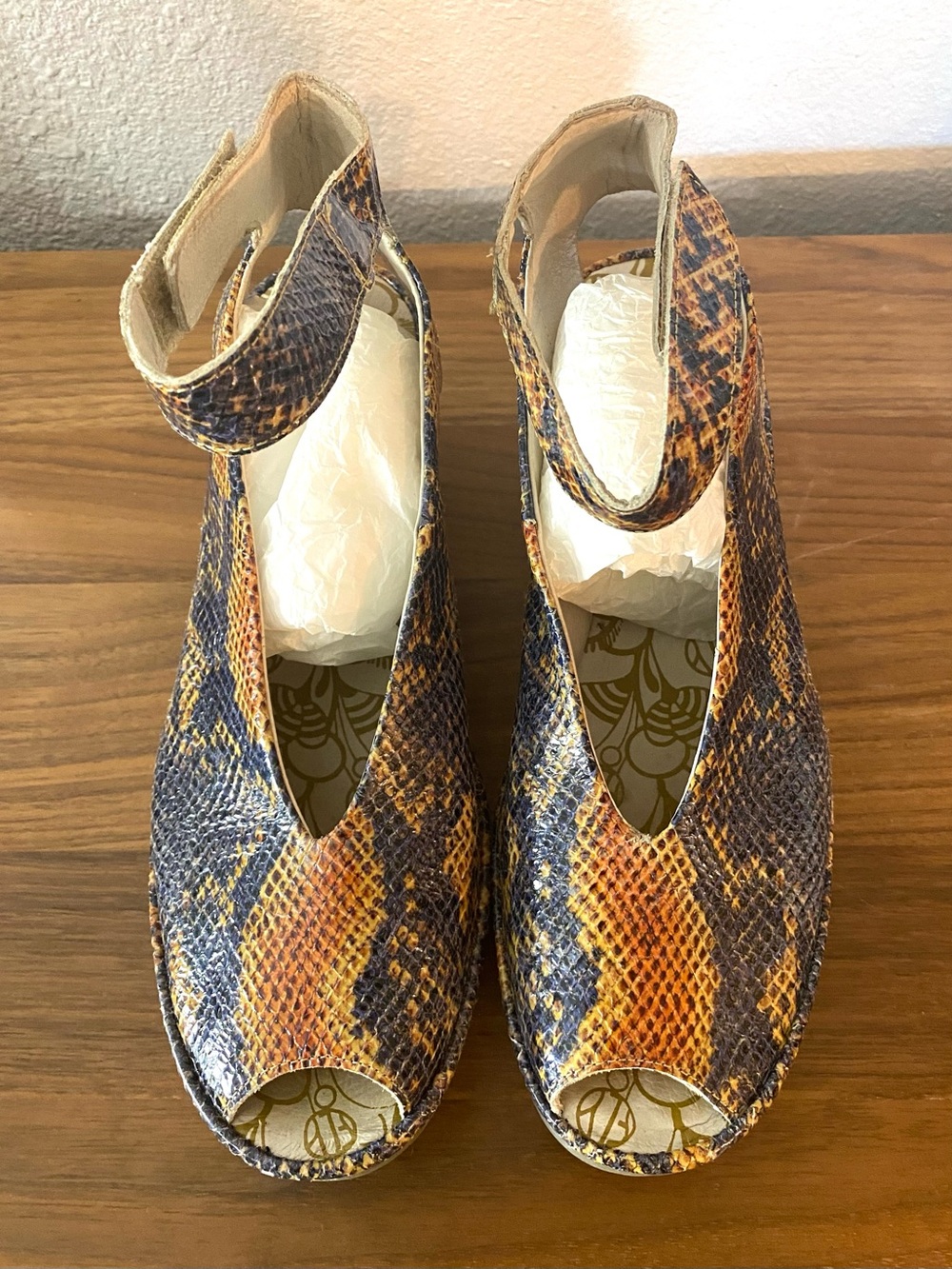 Fly London Yala Snakeskin Leather Wedge Heel Ankle Strap Sandals Charcoal Tan 10 - Picture 9 of 12